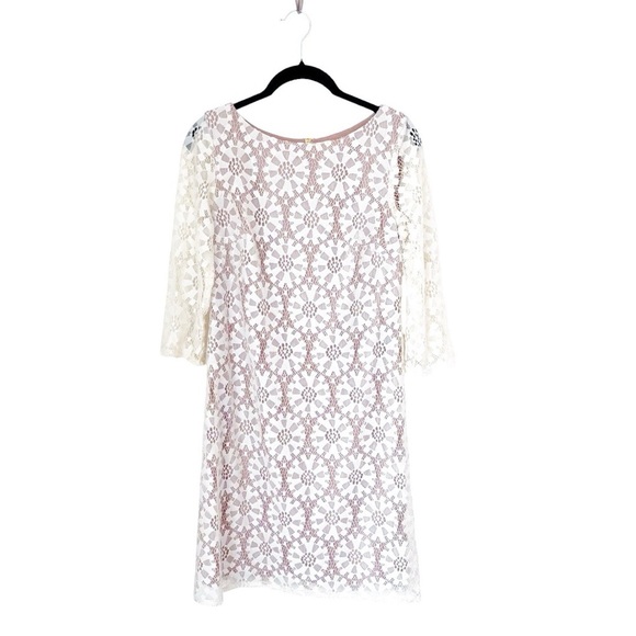 Vince Camuto Dresses & Skirts - Vince Camuto Midi Lace Dress in Off White 3/4 Sleeve Size 4